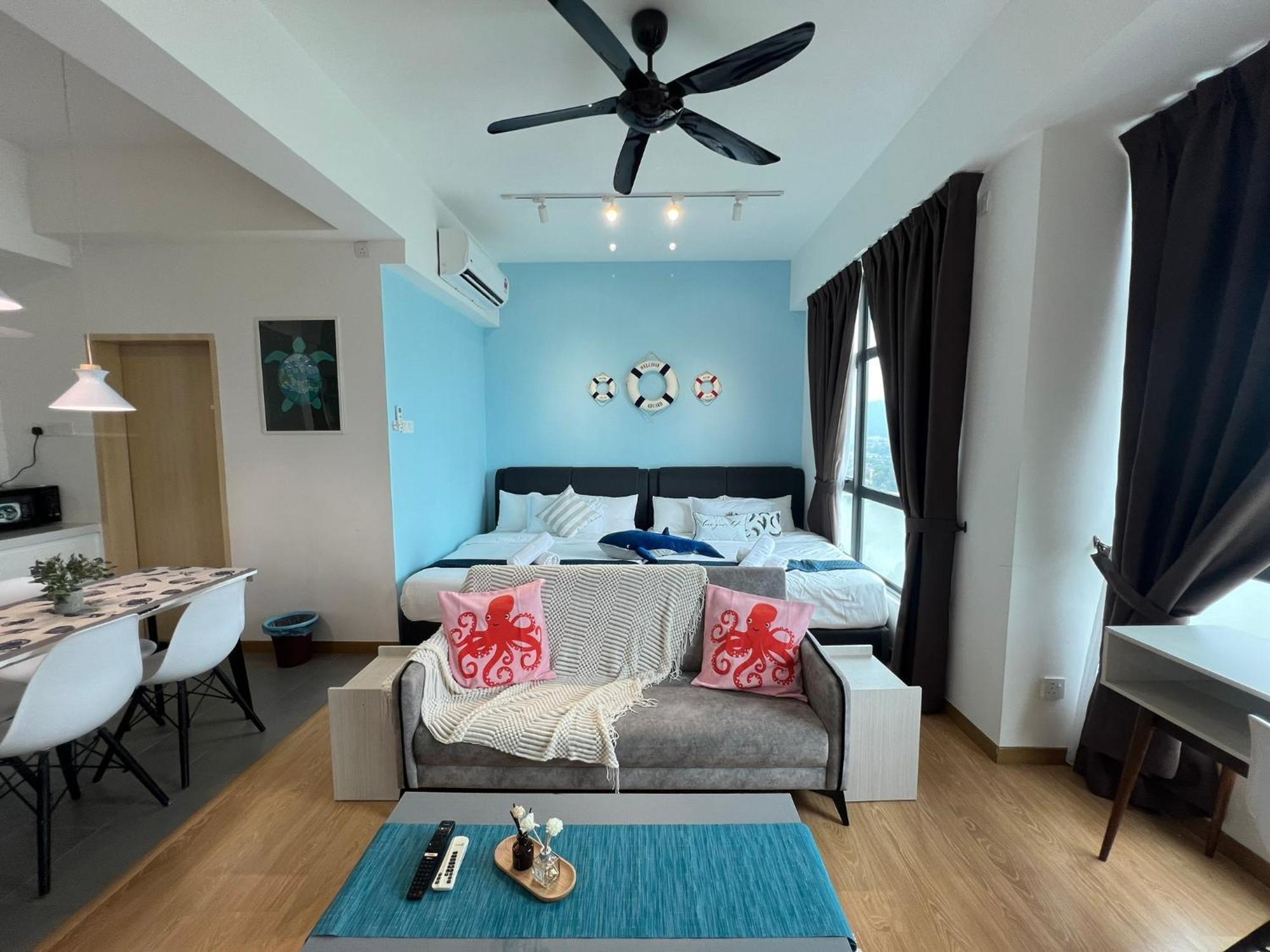 Oceanbay2 Seaview 6pax Netflix A-18-12